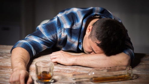 提醒:长期喝酒,这几大危害会"毁掉"你!别拿健康不当回事