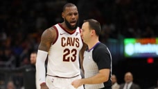 敢跟裁判斗？盘点NBA那些球星怒怼裁判被驱逐瞬间