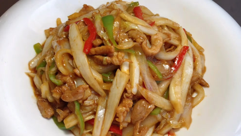 厨师长教你白菜帮炒肉丝的家常做法,步骤详细,清脆入味下酒又下饭