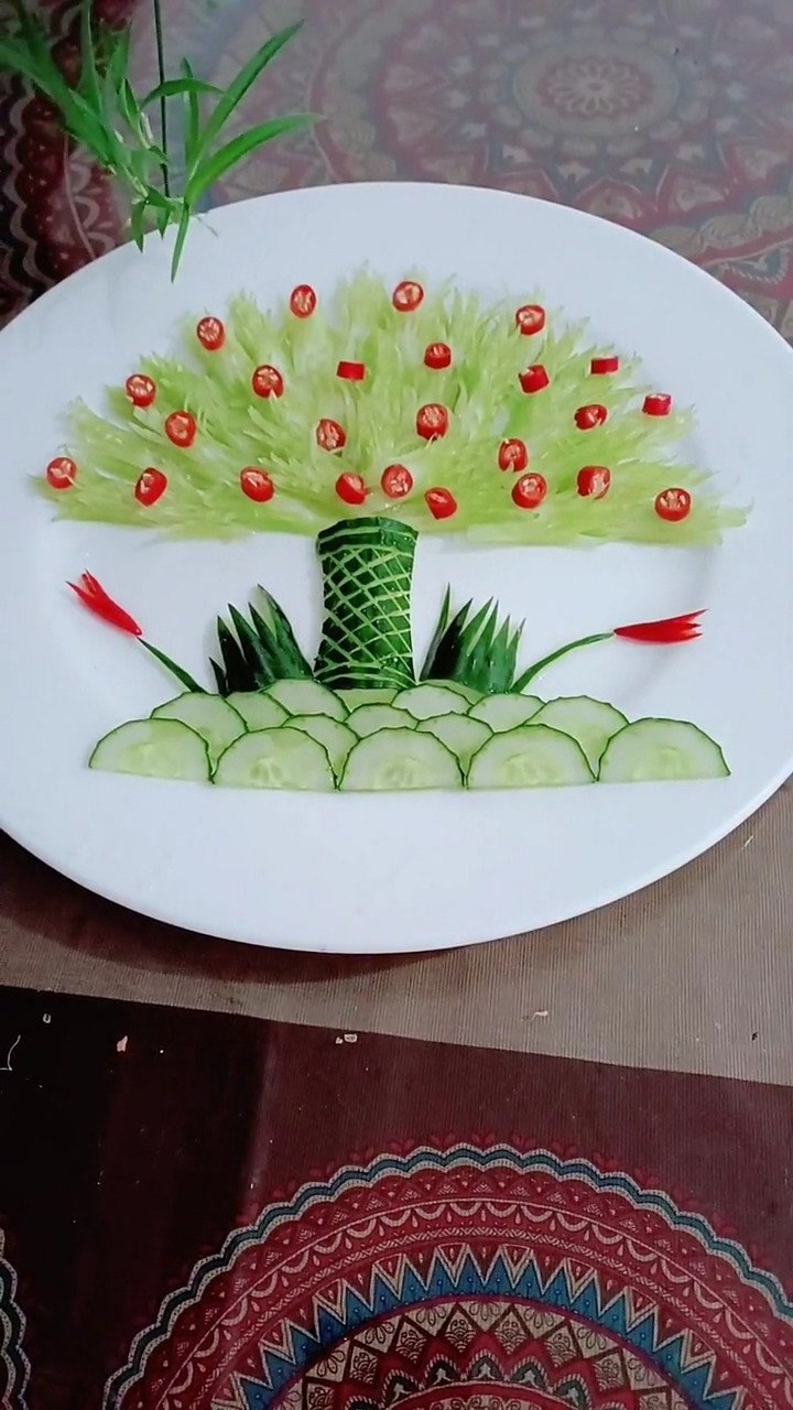 用芹菜做创意盘饰,这也太美了吧!想吃#手艺人