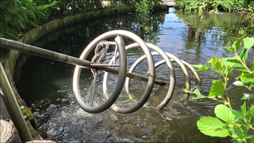 阿基米德螺旋抽水泵,天才般的操作!