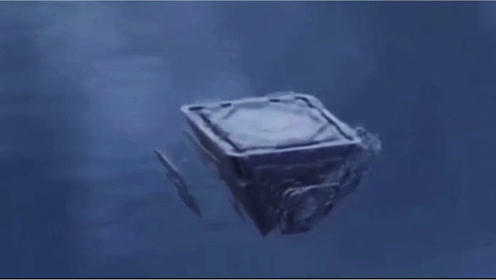直升机空中拍到倒立金字塔状ufo，还飞出不明发光飞行器！