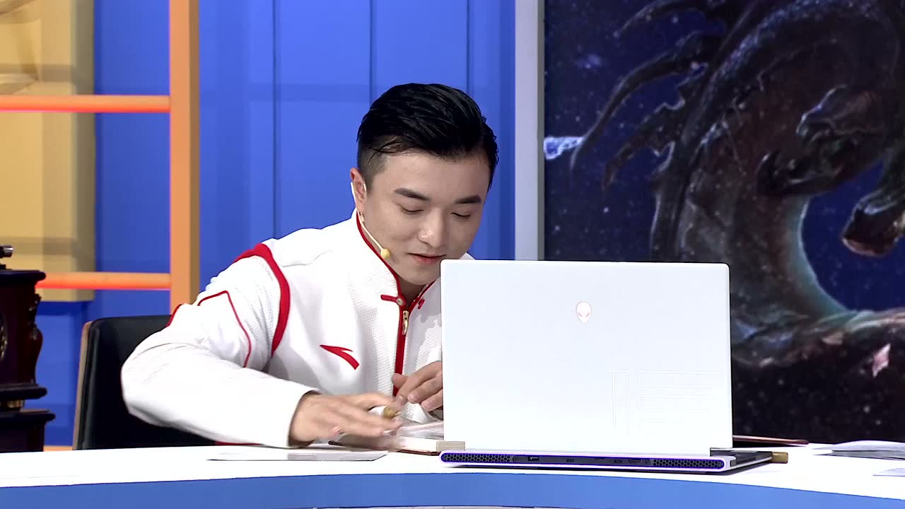 奥运冠军刘洋手写寄语EDG：冠军是我们的！