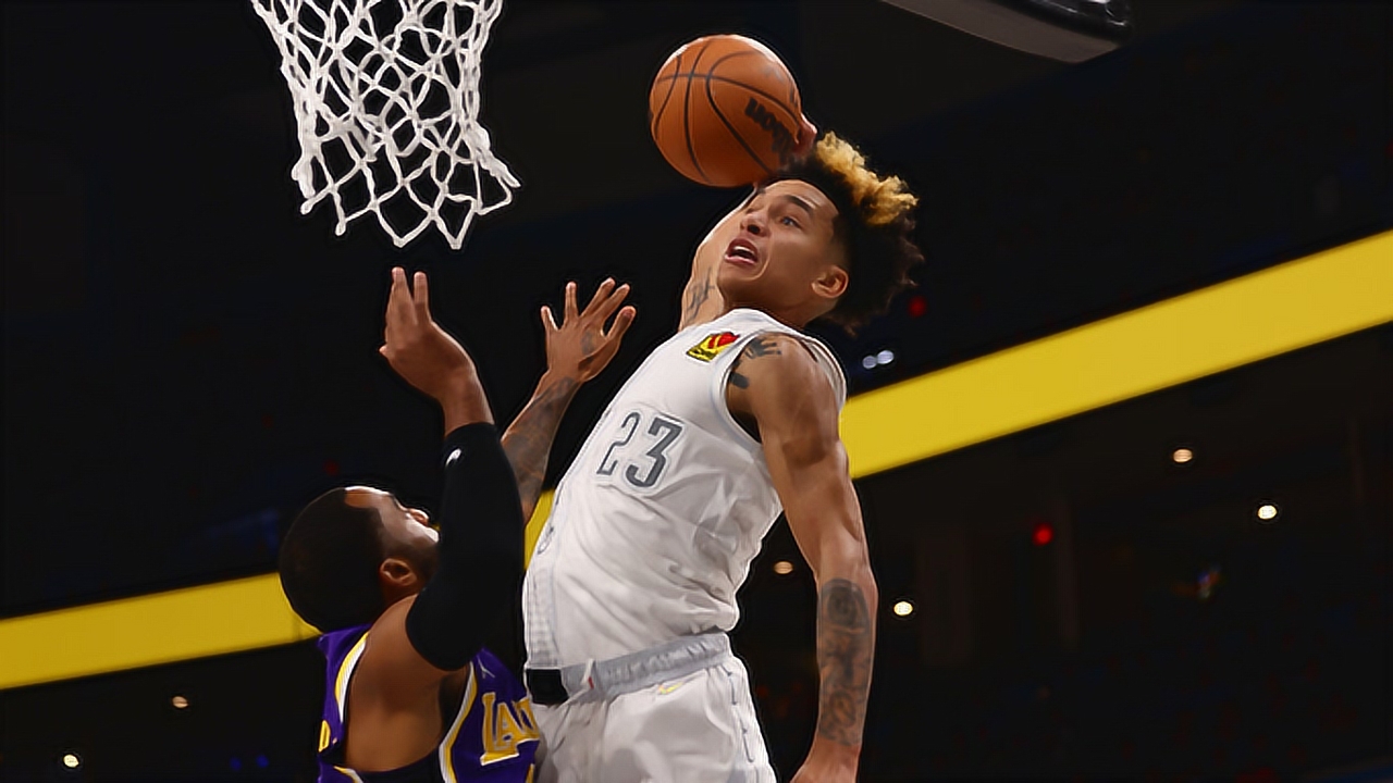 11日NBA十佳球 布里赛特致敬邮差马龙 特雷曼飞身隔扣艾灵顿