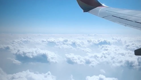 延时摄影,在飞机进入平流层后的云层风光