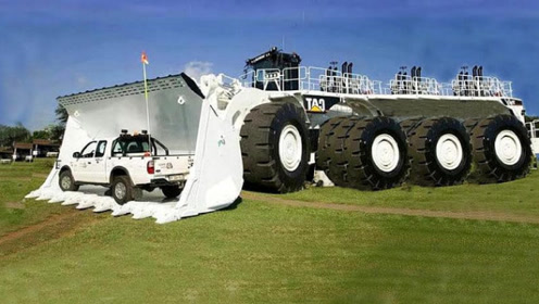 世界上最大的铲车,光轮胎就非常大,你见过吗?