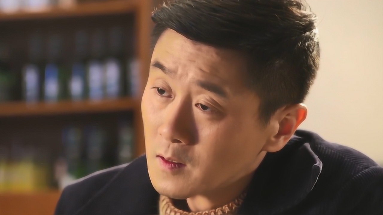 速看《养母的花样年华》第45集:王天柱几杯酒下肚,向林秋雯表明心意