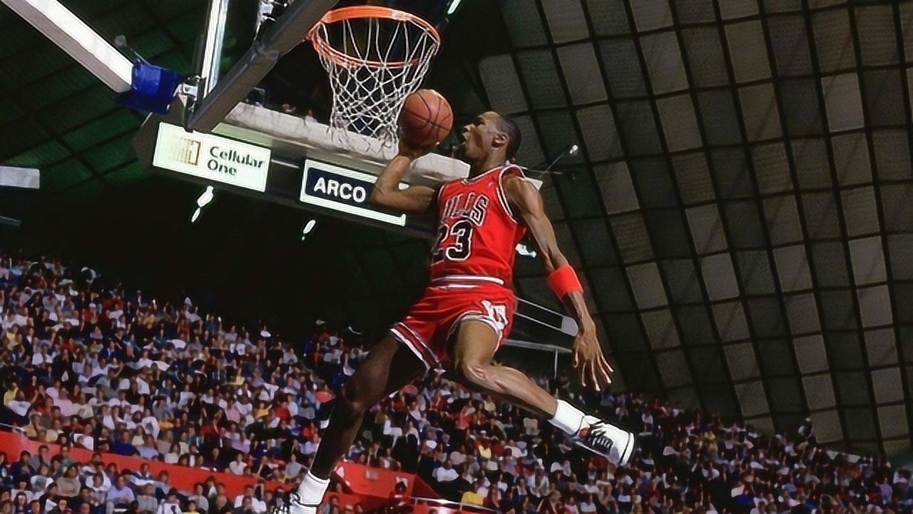 乔丹刚加盟公牛就获无限开火权,队友沉迷毒品酒精他却洁身自好