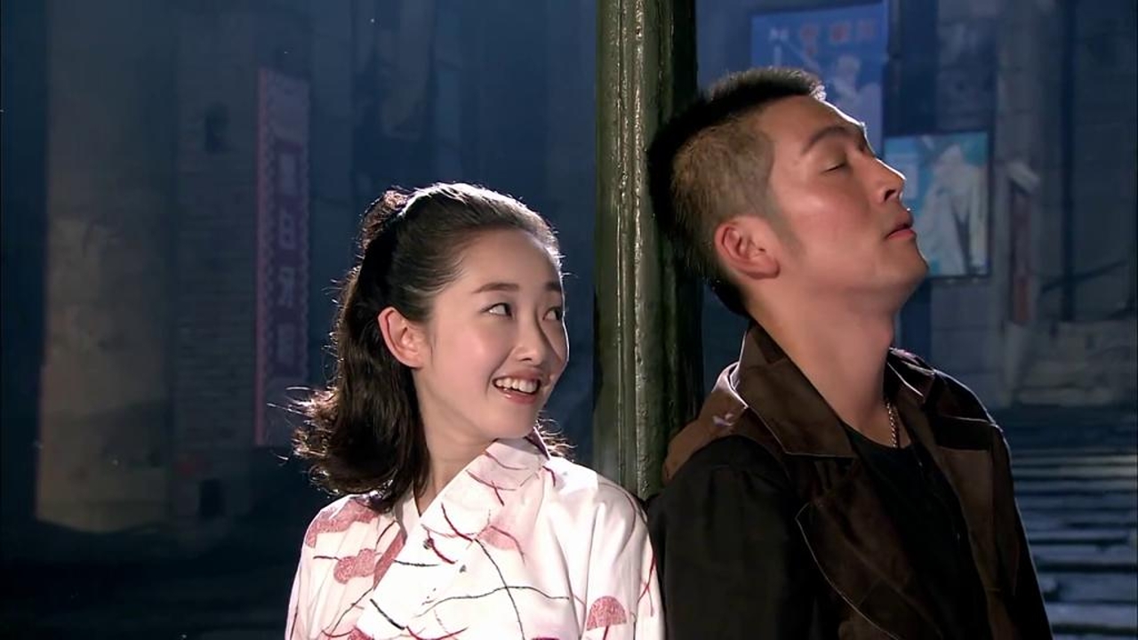 绝命追踪:小伙思考大叔的话,睡不着觉,没想到小伙带她出去