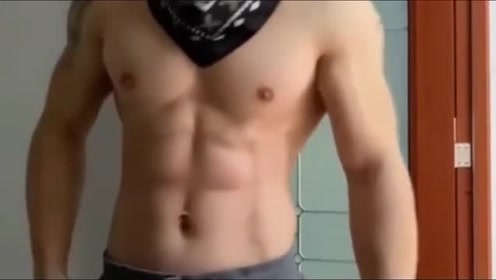 肌肉男秀肌肉 腾讯视频