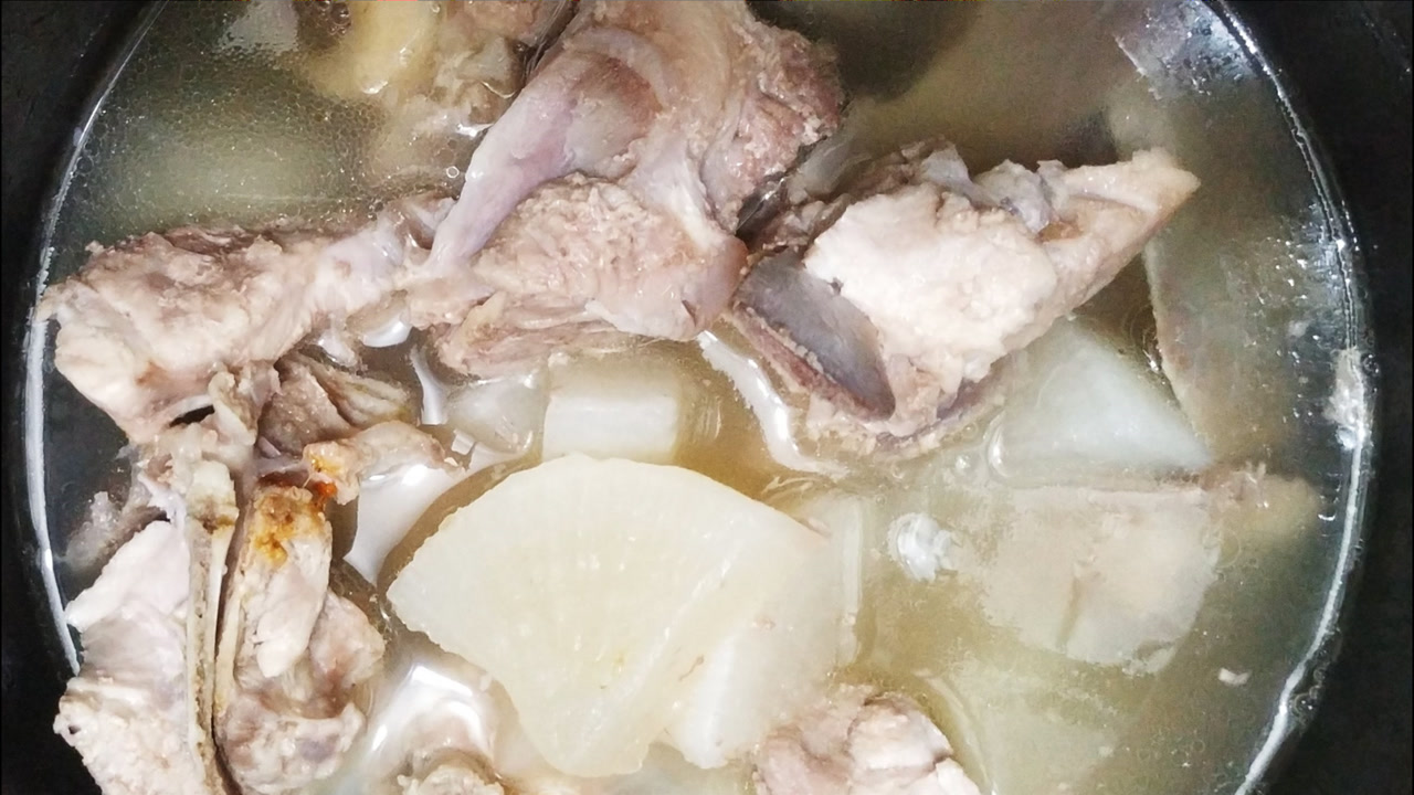 猪骨汤(以猪骨为主食材的汤)_搜狗百科