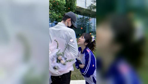 林锡:郝一点,你居然想跟我分手,你觉得我会同意吗?