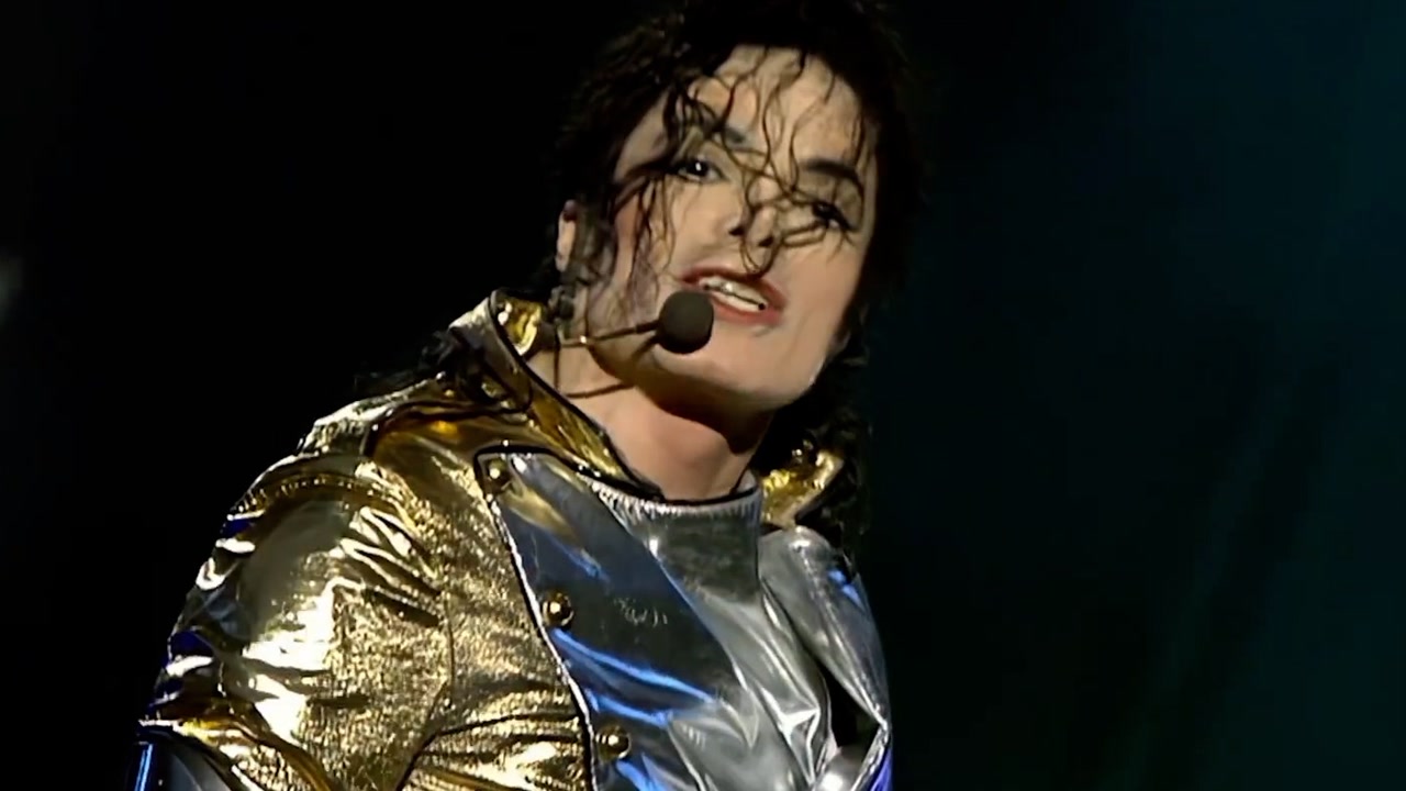 《they dont care about us》,《in the closet》,1997德国慕尼黑