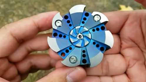 盘点几款全球最贵的diy手工制作的指尖陀螺