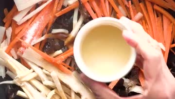 贵气宴客菜：煎素鹅