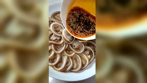 阿呵爱美食,下酒菜凉拌猪儿做法,不错的一道下酒菜