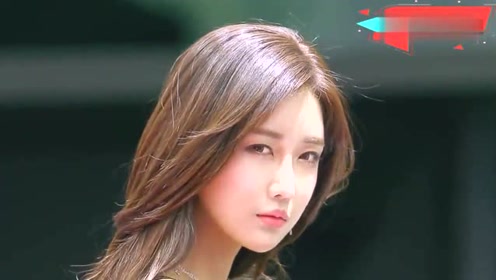 韩国车模女神柳多妍,撩头发的瞬间好迷人,我忍不住看了好几遍!