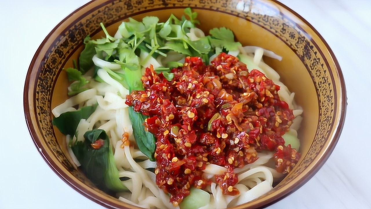 剁椒面最好吃的做法,这样做香辣过瘾,好吃又下饭,超解馋