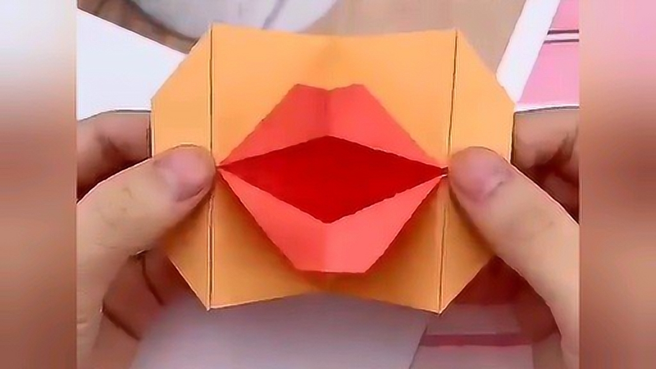 折纸嘴巴一张一合图片