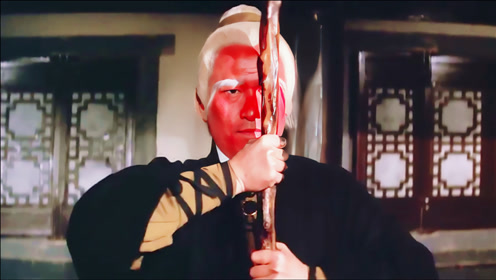 江湖恶霸练就顶级童子功,刀枪不入,唯独耳朵有个破绽,邵氏电影