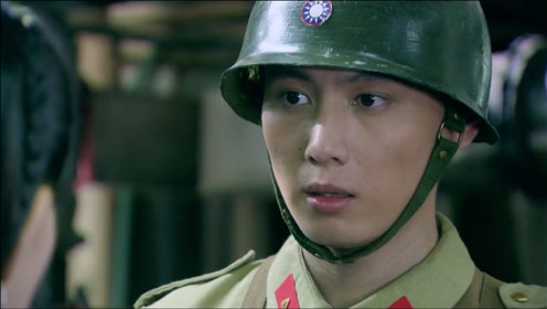 《冷枪手》第23集01:士兵内心os:我好心给你烟,你居然想揍我!