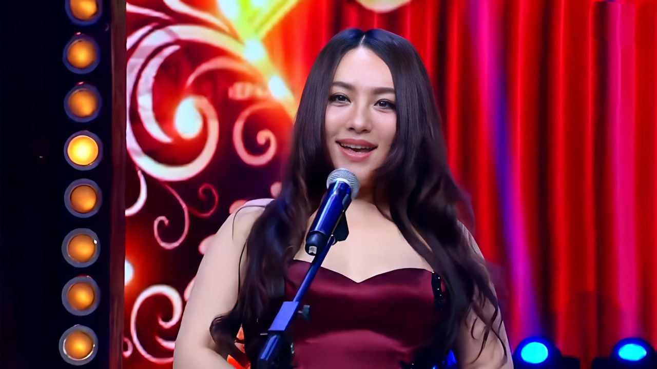 沈娜有多优秀系列,现场开嗓秀高音,沈腾:我们全家人的骄傲!