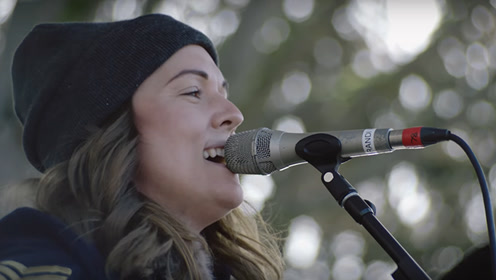 brandi carlile《hold out your hand》