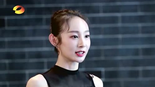 0:01:41中国东方歌舞团孟庆旸出场,将全程单脚跳舞惊呆何炅时 间:2019