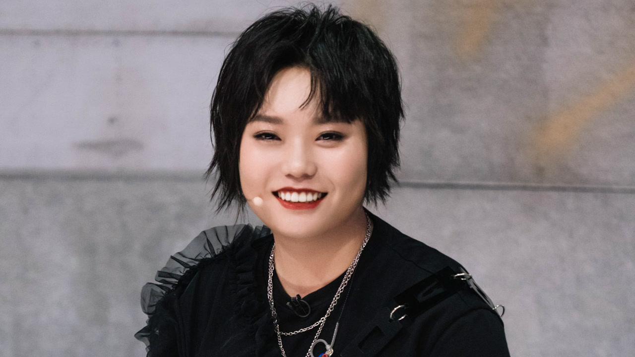 李雪琴谈年轻人又丧又勇敢,向毛不易邀歌