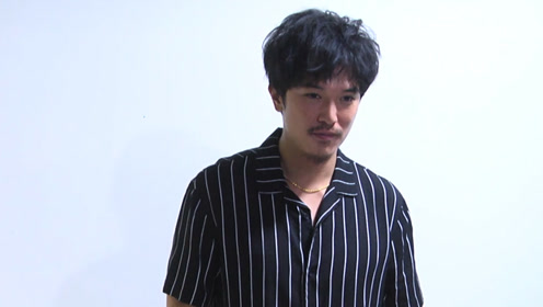 邱泽为新剧留胡须!新造型"撞脸"张震