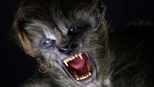 小伙变异成狼人,牙尖爪利爱吃人,恐怖的背后隐藏着巨大阴谋