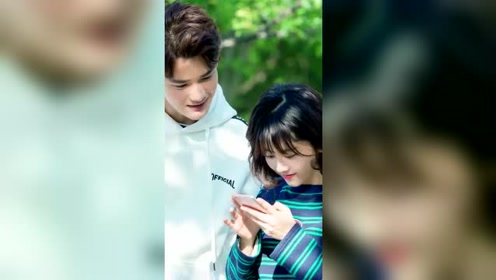 0:00:10谭松韵的五大男闺蜜,最铁的不是白敬亭和熊梓淇,而是一直没心