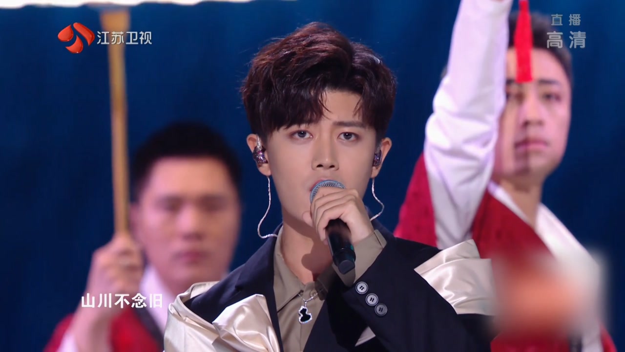 公子下凡!任嘉伦演唱古风《谪仙》,这嗓音一开口就让人沉醉