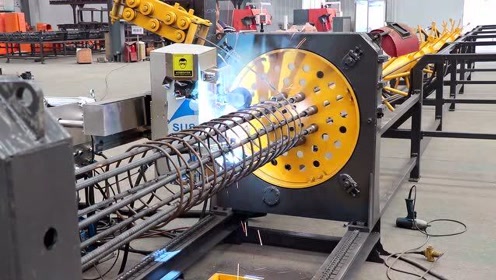 全自动钢筋笼滚焊机,自动焊接机器人完整绕筋过程