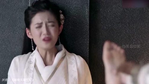 盘点挠脚心逼供场面:绝美一姑娘,竟被一支毛笔逼出了褶子!