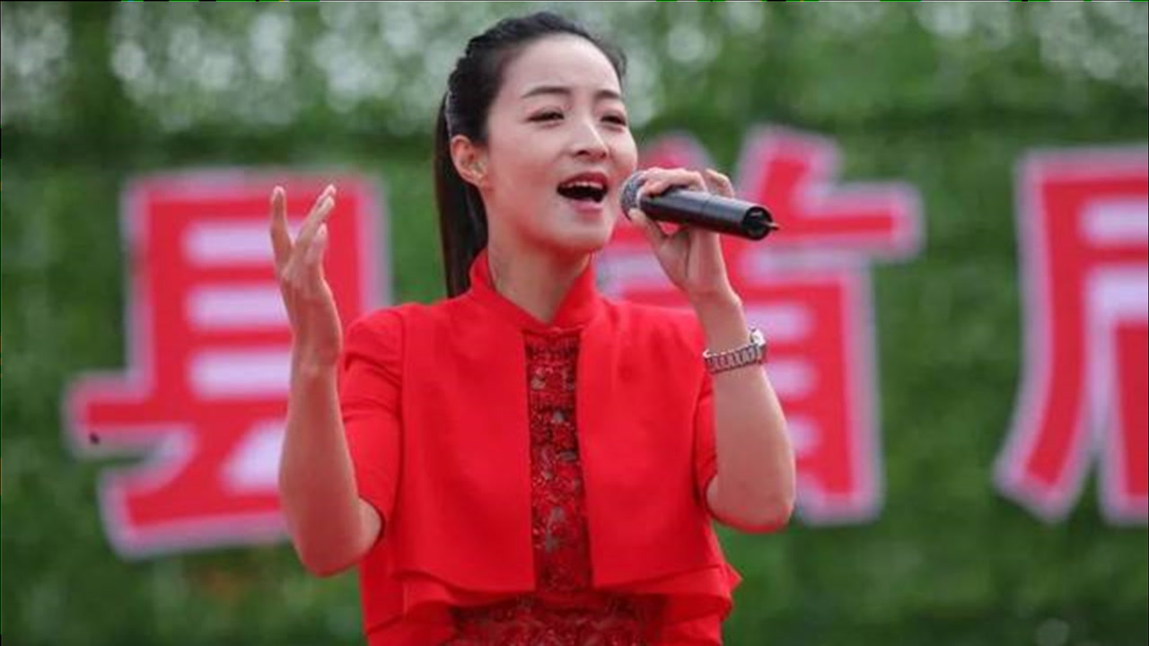 王小妮新歌速递陕北女娃娃可同王二妮媲美