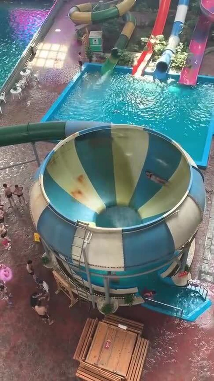 体验过死亡旋转大滑梯吗体验过喝二斤洗澡水的感觉吗
