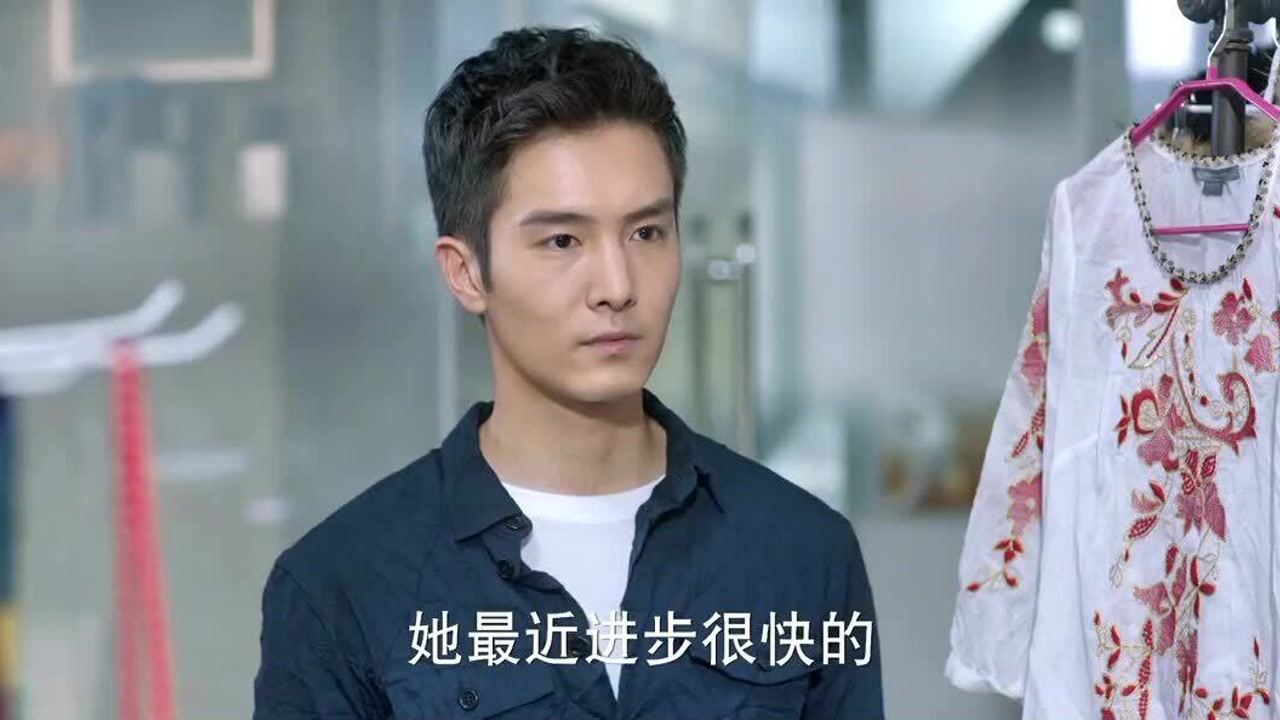 漂亮的李慧珍:热巴搭配出满意的服装,白皓宇看了一眼转身就走