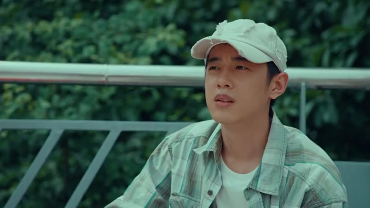 风犬少年的天空:马田看着这样的娇娇,刚开始还接受不了呢,后来不还是