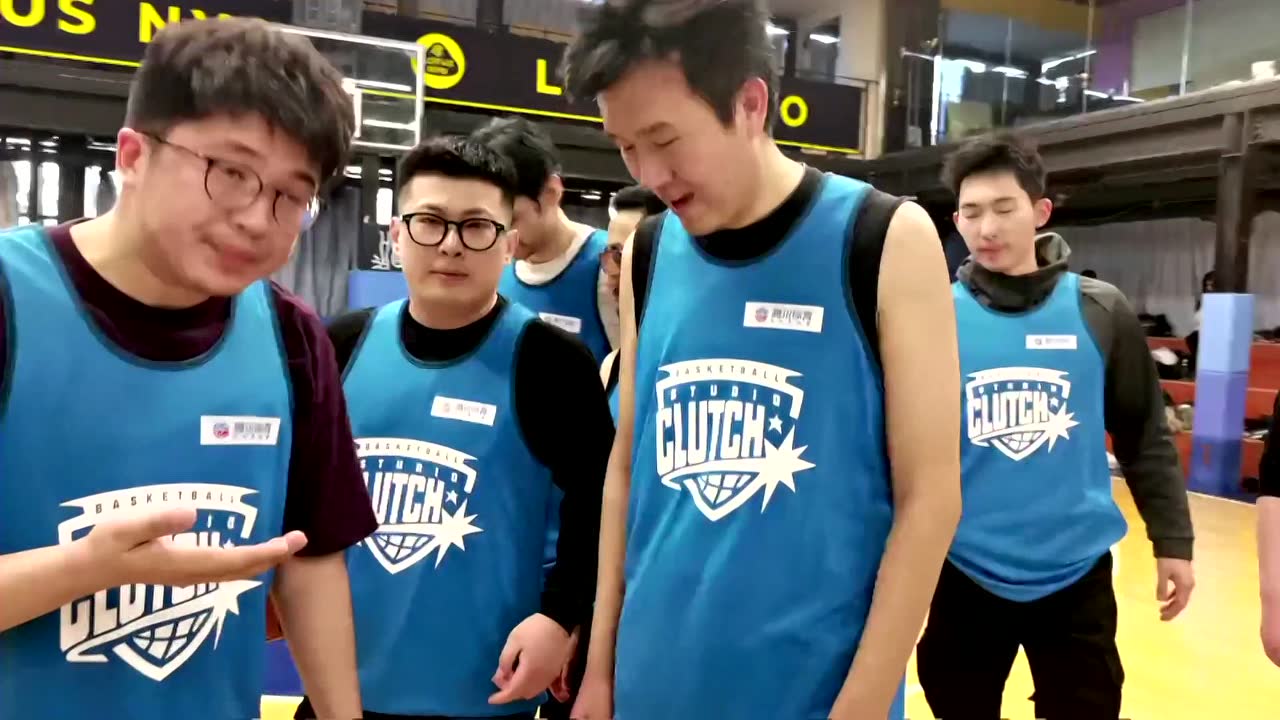 马佳荣获MVP 率杨毅队第三节打出一波流