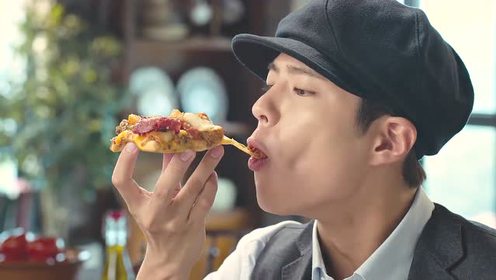 朴宝剑的披萨吃放时间 听声音就很好吃的样子