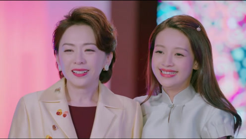 金依蓓成为金缕阁新一任绣掌!卉捷满含泪光,好幸福