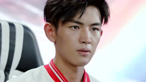 《全职高手》肖时钦完成一挑三,最后和一帆打成平局!