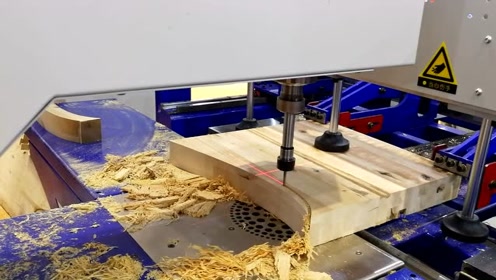 实木家具快速下料的数控木工机械,木工机械展会现场视频