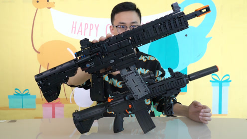 鹿子也的玩具屋简 介:历时7个小时,用到了1100多块积木,终于把积木版