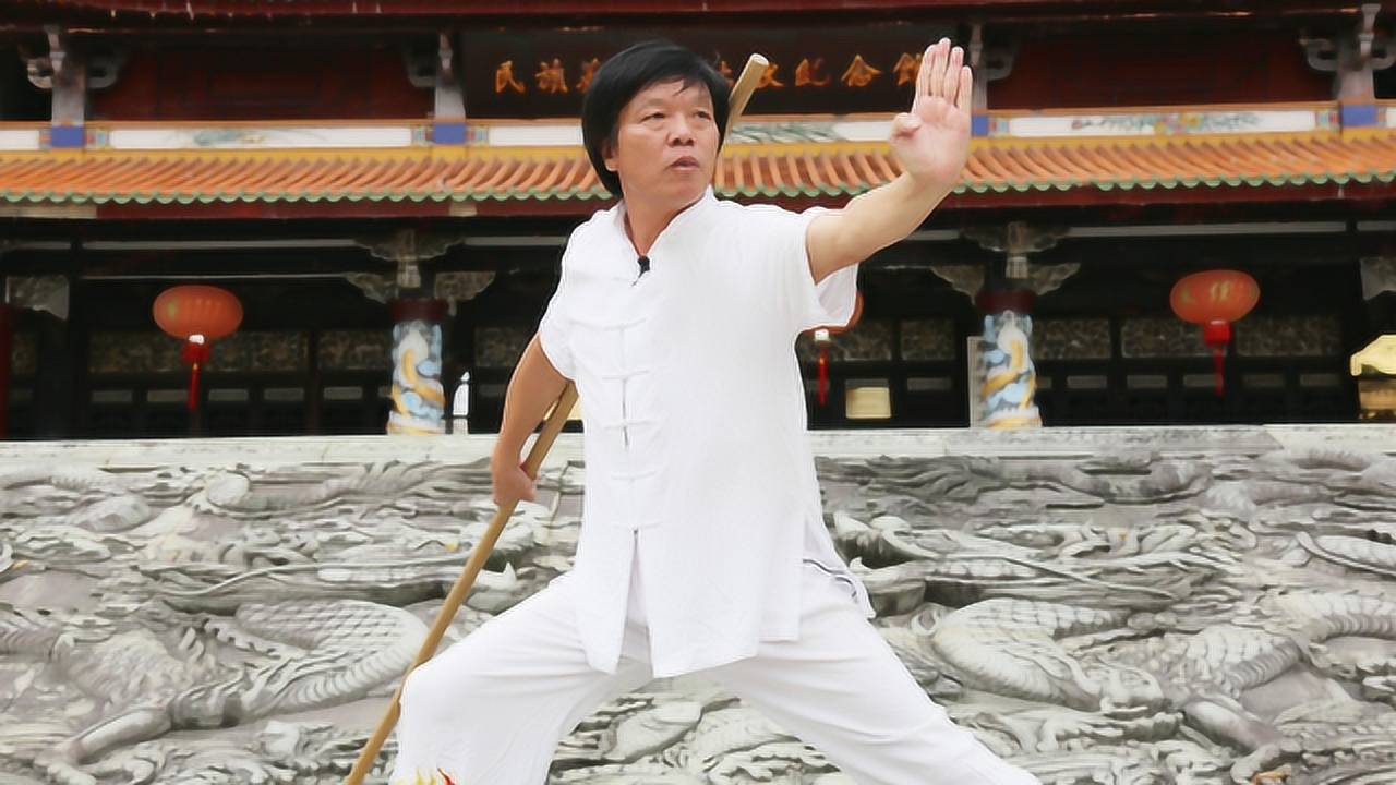 俞家棍民间传人!传承400年民间武术绝学,实战棍法招招凶狠!