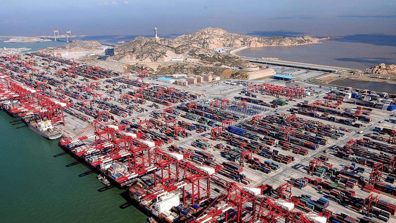 越南上百万人民向中国求助,中国援助后反被坑,网友:不值得同情