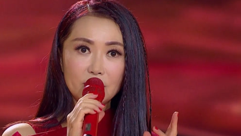 程琳即兴演唱《妈妈的吻》,开口瞬间竟让观众泪崩,唱功让人佩服
