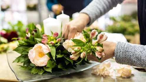 零基础学花艺插花时 间:2021-01-11上传者:花艺插花专业教程简 介