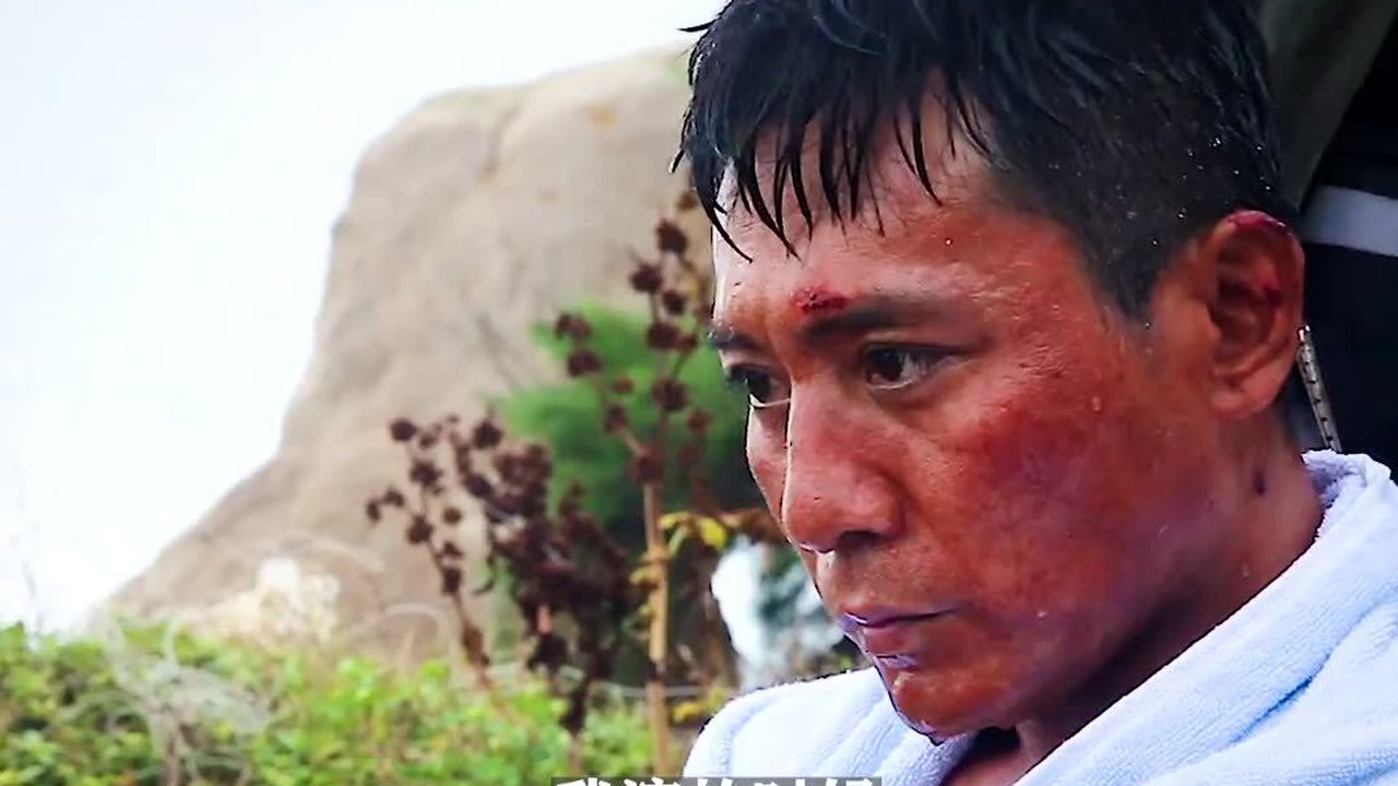 刘烨饰演守岛人,背上蜕皮脸部晒伤,直呼受不了